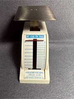 Weight Watchers White and Blue Retro Kitchen Scale